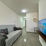 Mive-Delux Three Bedroom Apartment In Marsaskala